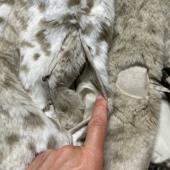 Coldwater Creek Animal Print Faux Fur Toggle Button Vest Size Medium - Picture 10 of 10